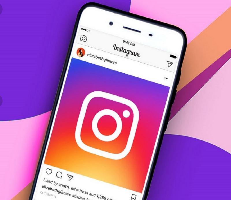 instagram-story-hacks-changing-background-colors-resharing-videos